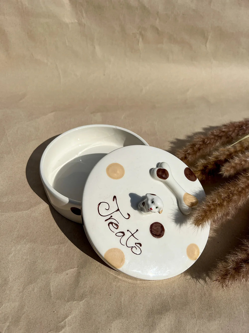 Treats Jar Scooby - Brown Dots - "Treats" ( Volume: 400ml)